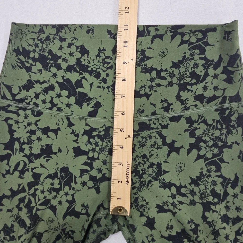 Lululemon Align High Rise Crop Womens 8 Efflorescent Barracks Green Black Yoga